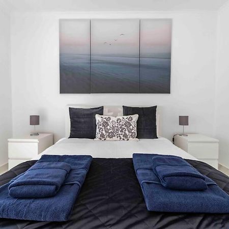 Modern Apartment Beach View Armacao de Pera Exterior foto