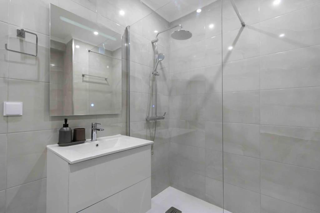 Modern Apartment Beach View Armacao de Pera Exterior foto