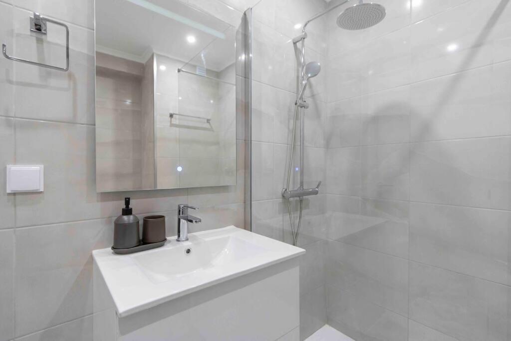 Modern Apartment Beach View Armacao de Pera Exterior foto